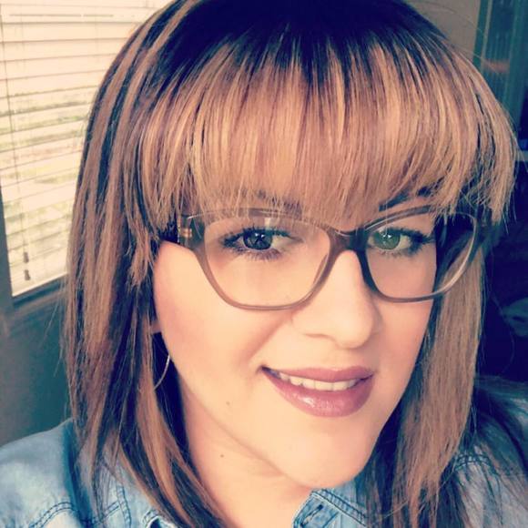 Meet your Posher, Valerie - Picture 1 of 1